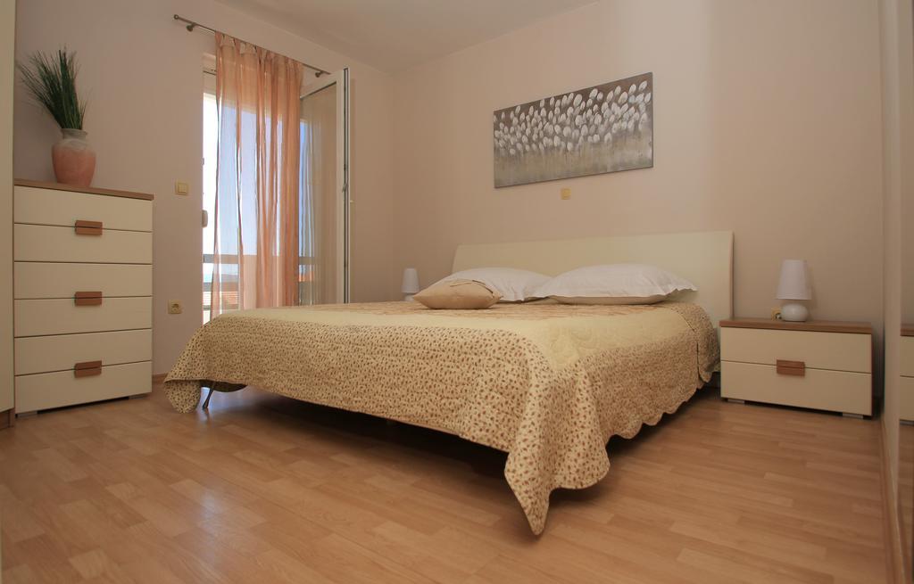 Apartment Lara Kaštel Novi Extérieur photo