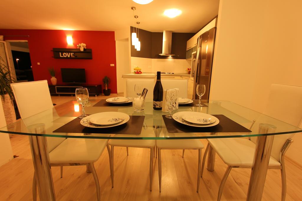 Apartment Lara Kaštel Novi Extérieur photo