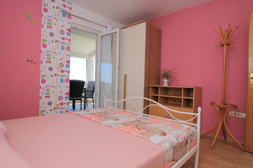 Apartment Lara Kaštel Novi Extérieur photo
